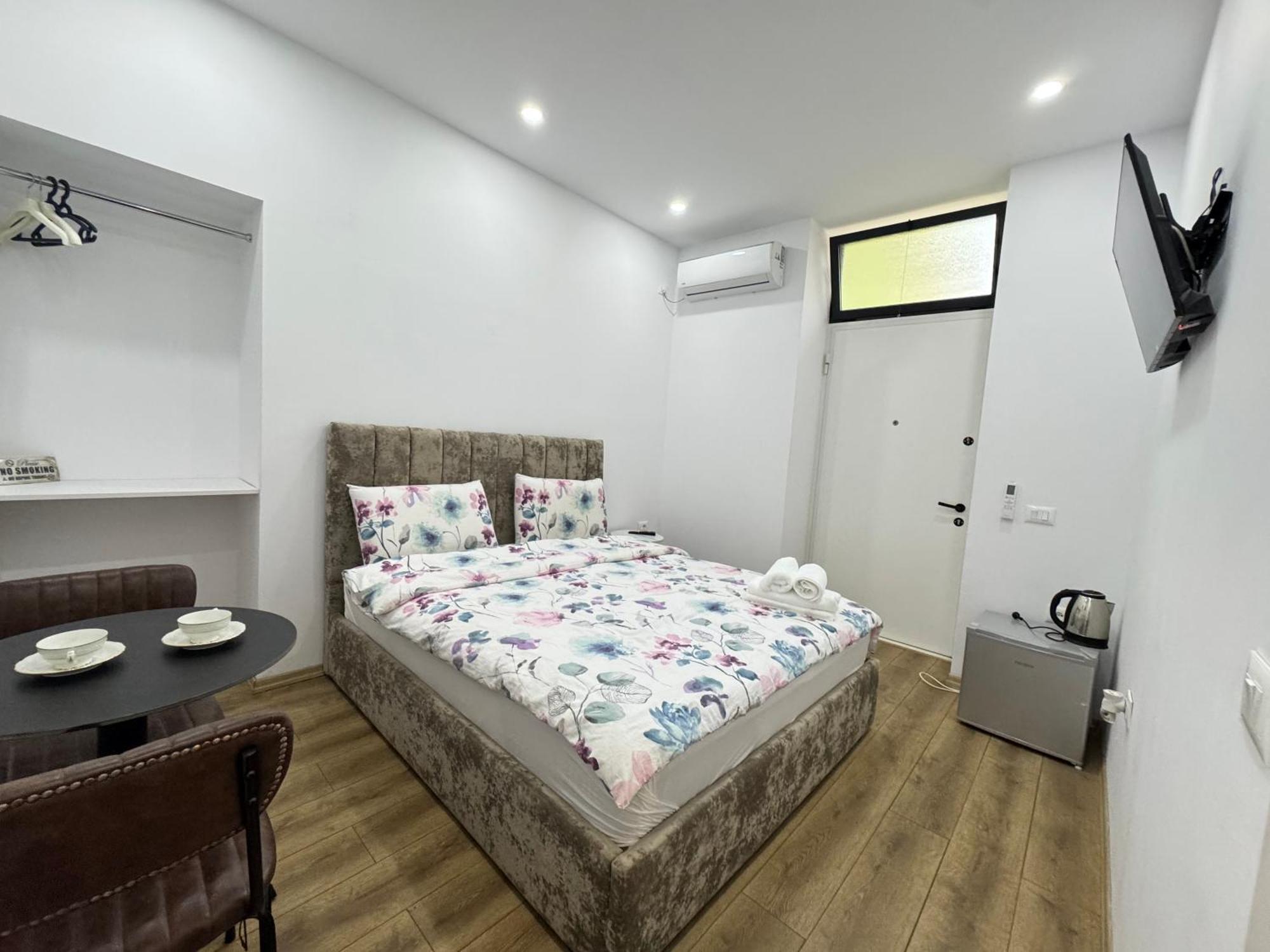 Vila 21 At Blloku Area Tirana Exterior photo